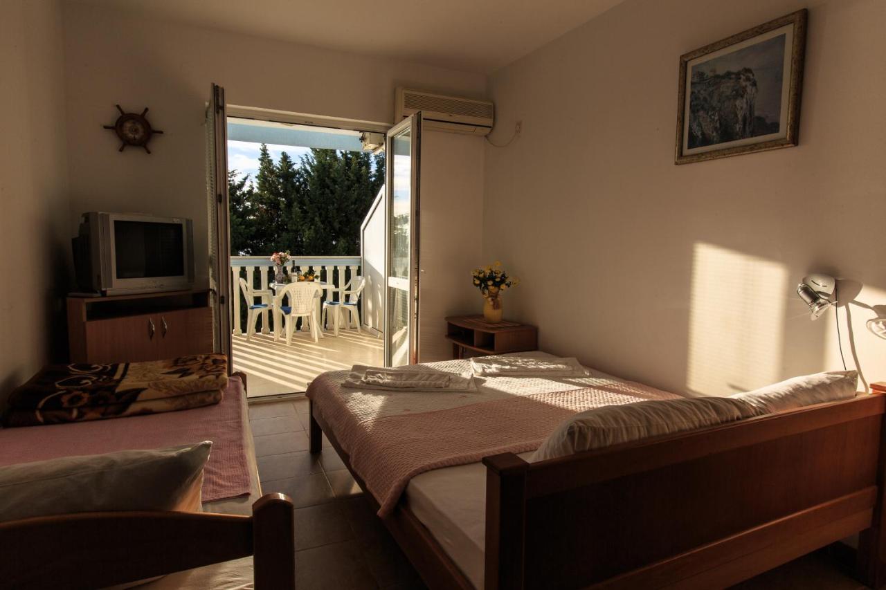 Guest House Perovic Sutomore Exterior foto