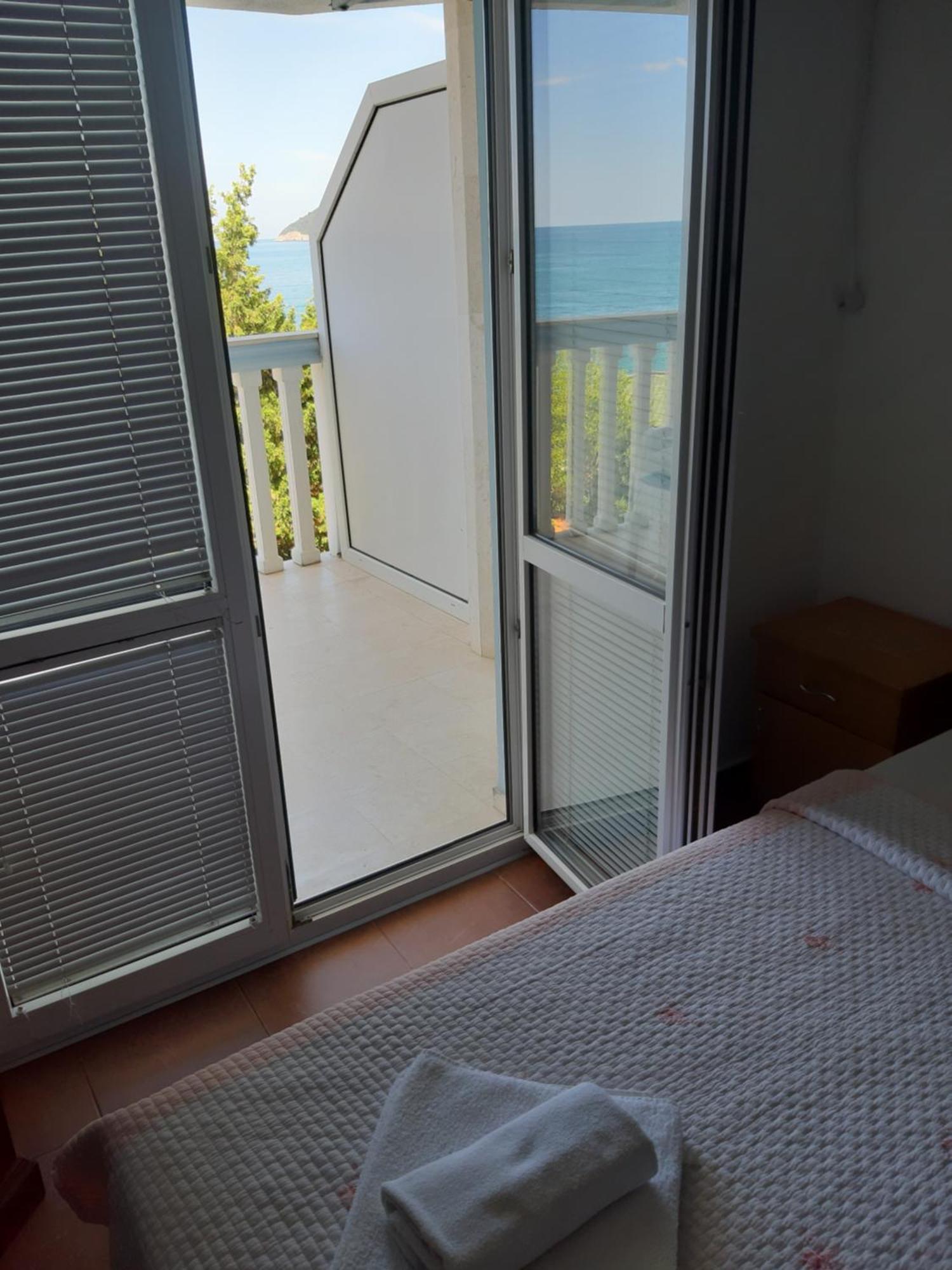 Guest House Perovic Sutomore Quarto foto